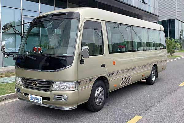 丰田考斯特